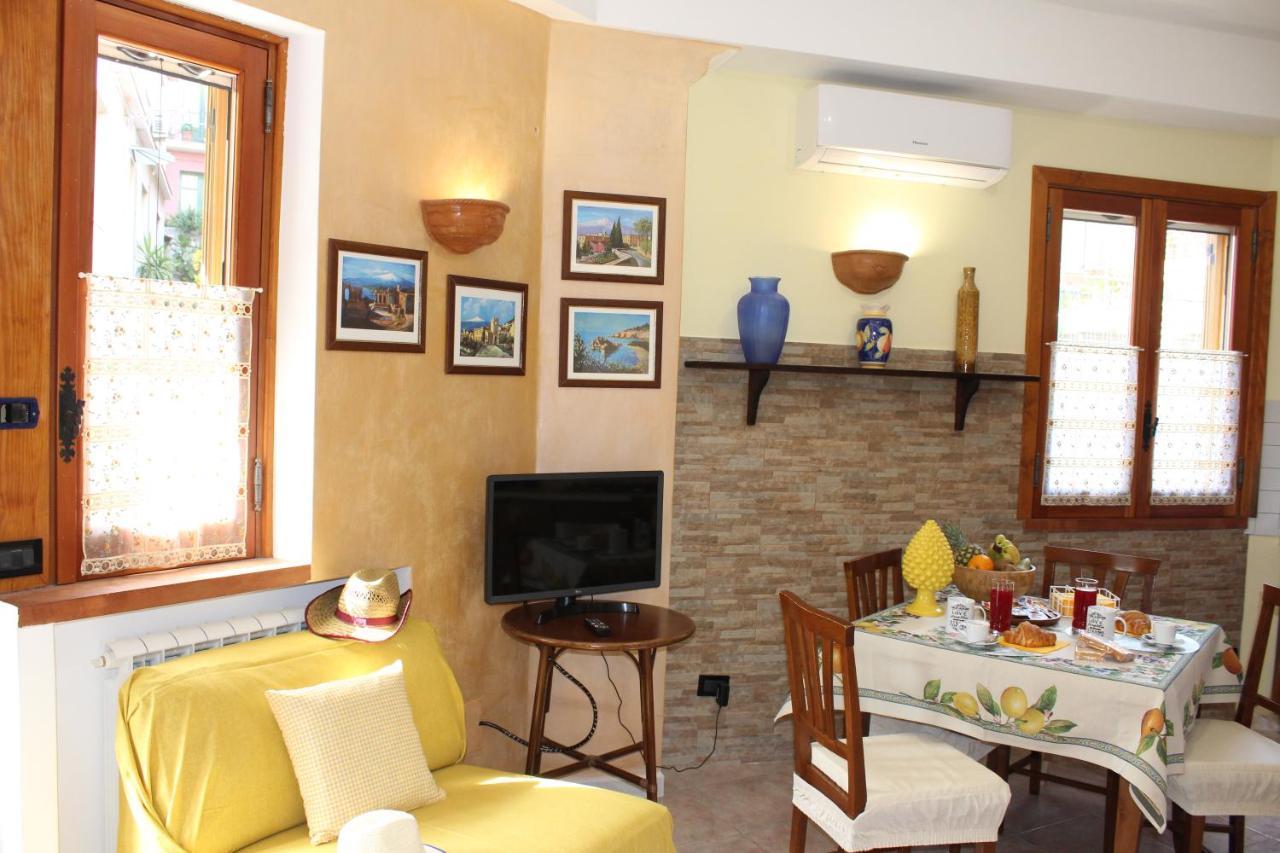 La Nina Apartment Taormina Exterior photo